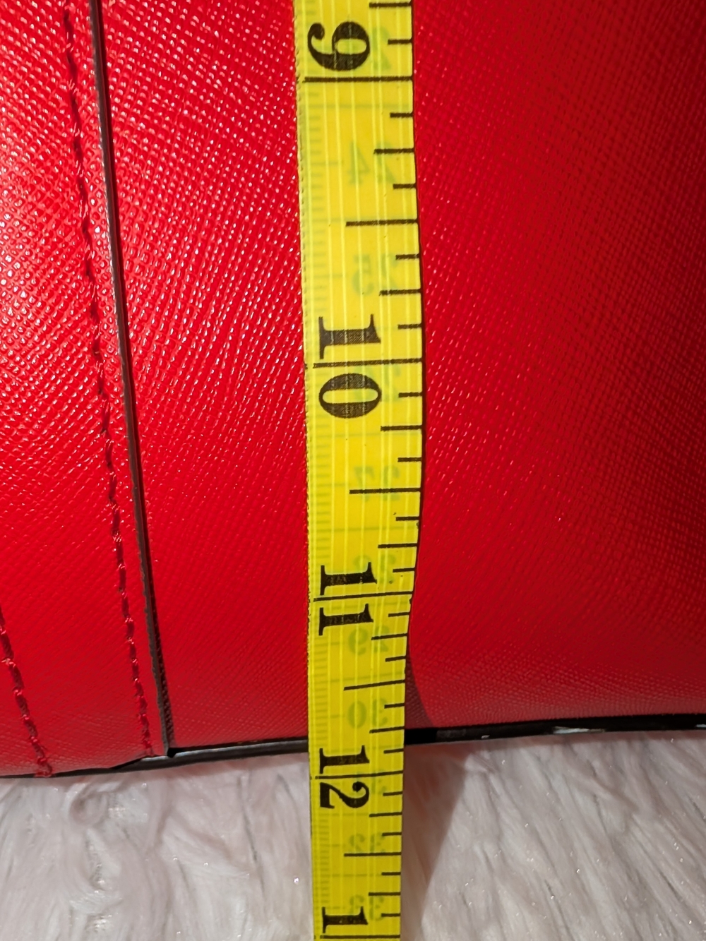 Henri Bendel West 57th Saffiano Leather Briefcase Laptop Bag Red VGC - Picture 11 of 16